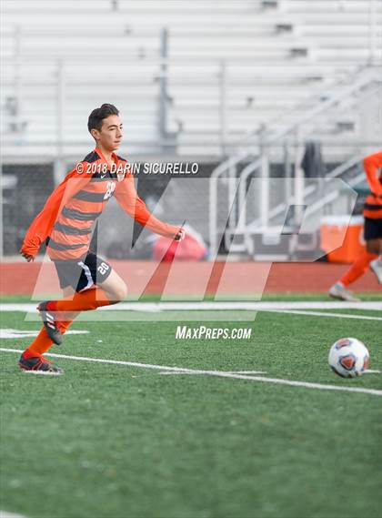 Thumbnail 3 in Corona del Sol vs Arizona College Prep (Coyote Classic Tournament) photogallery.
