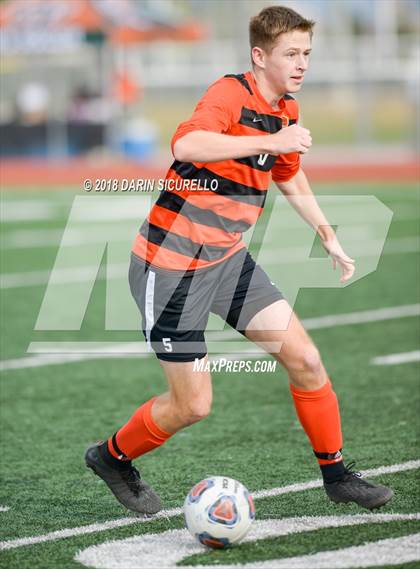 Thumbnail 3 in Corona del Sol vs Arizona College Prep (Coyote Classic Tournament) photogallery.