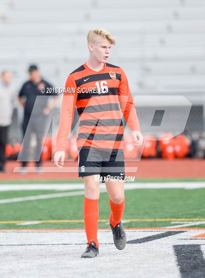 Thumbnail 2 in Corona del Sol vs Arizona College Prep (Coyote Classic Tournament) photogallery.