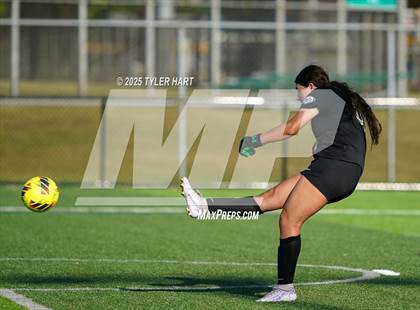 Thumbnail 3 in Noblesville @ Hamilton Southeastern photogallery.