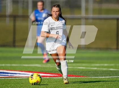 Thumbnail 2 in Noblesville @ Hamilton Southeastern photogallery.