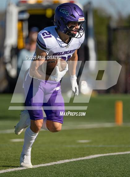 Thumbnail 1 in Arvada West @ Mountain Vista (CHSAA 5A Quarter Final) photogallery.