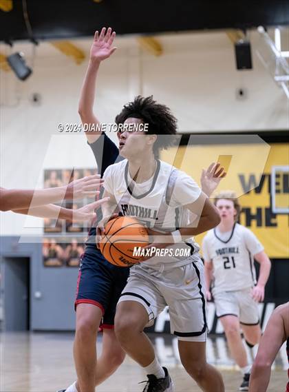 Thumbnail 1 in Beckman @ Foothill photogallery.