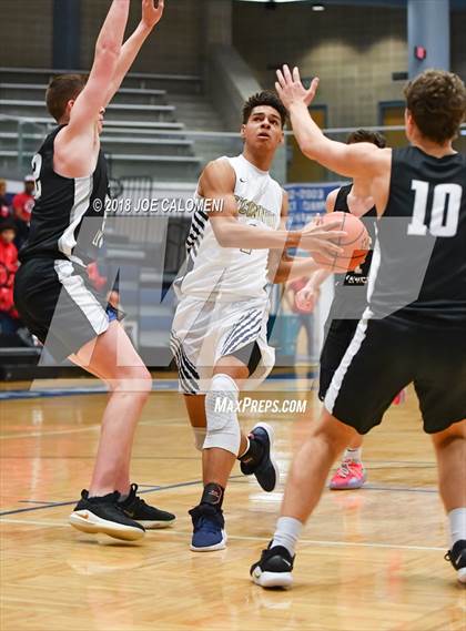 Thumbnail 3 in O'Connor vs Bishop Lynch (South San Boys Basketball Tournament) photogallery.
