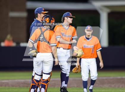 Thumbnail 3 in Hallsville vs. Wakeland (UIL 5A Regional Finals Game 2) photogallery.
