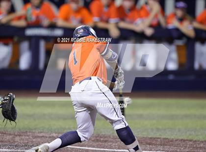 Thumbnail 2 in Hallsville vs. Wakeland (UIL 5A Regional Finals Game 2) photogallery.