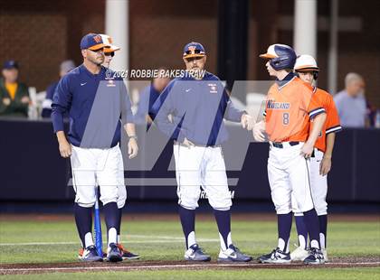 Thumbnail 2 in Hallsville vs. Wakeland (UIL 5A Regional Finals Game 2) photogallery.