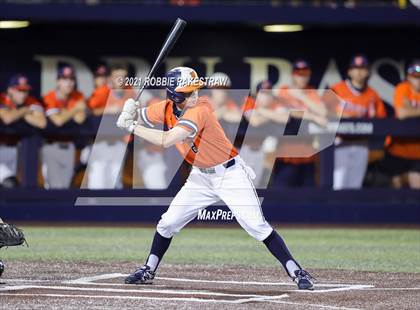 Thumbnail 2 in Hallsville vs. Wakeland (UIL 5A Regional Finals Game 2) photogallery.