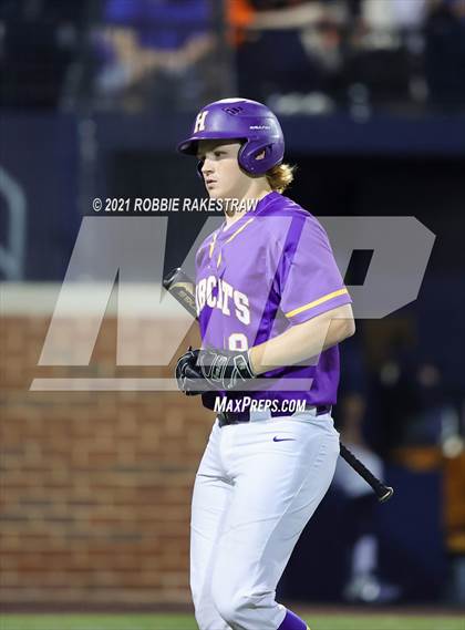 Thumbnail 1 in Hallsville vs. Wakeland (UIL 5A Regional Finals Game 2) photogallery.
