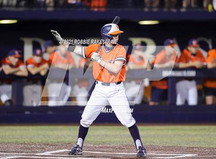 Thumbnail 1 in Hallsville vs. Wakeland (UIL 5A Regional Finals Game 2) photogallery.