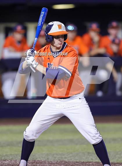 Thumbnail 1 in Hallsville vs. Wakeland (UIL 5A Regional Finals Game 2) photogallery.