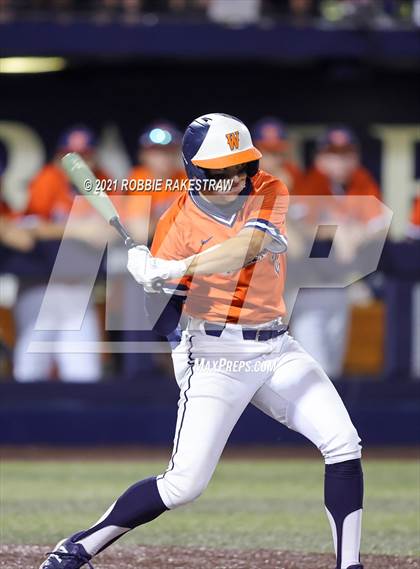 Thumbnail 1 in Hallsville vs. Wakeland (UIL 5A Regional Finals Game 2) photogallery.