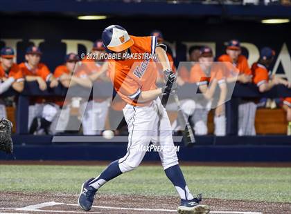 Thumbnail 1 in Hallsville vs. Wakeland (UIL 5A Regional Finals Game 2) photogallery.