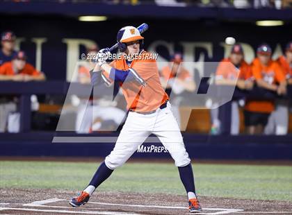 Thumbnail 2 in Hallsville vs. Wakeland (UIL 5A Regional Finals Game 2) photogallery.