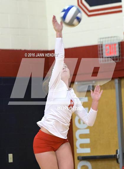 Thumbnail 2 in Los Alamitos vs. Clovis West (Durango Fall Classic) photogallery.