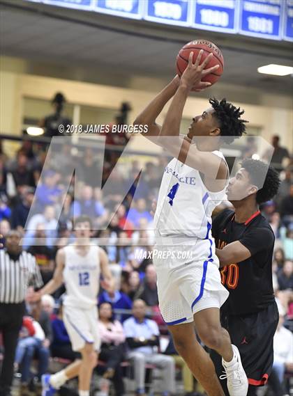 Thumbnail 2 in McCallie vs Oak Hill Academy photogallery.