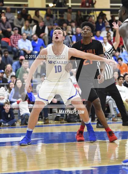 Thumbnail 3 in McCallie vs Oak Hill Academy photogallery.