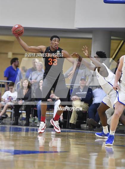 Thumbnail 1 in McCallie vs Oak Hill Academy photogallery.
