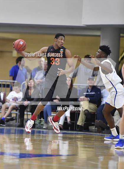 Thumbnail 2 in McCallie vs Oak Hill Academy photogallery.