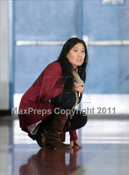 Thumbnail 2 in Colfax vs. McClatchy (Bulldog Winter Classic) photogallery.