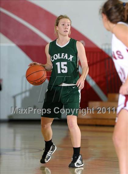 Thumbnail 3 in Colfax vs. McClatchy (Bulldog Winter Classic) photogallery.