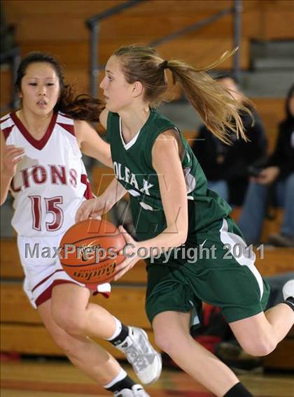 Thumbnail 3 in Colfax vs. McClatchy (Bulldog Winter Classic) photogallery.