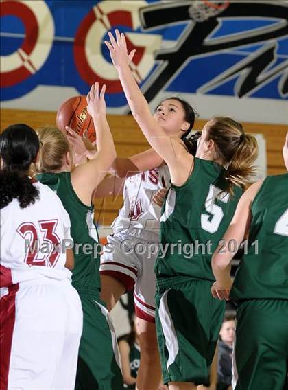 Thumbnail 2 in Colfax vs. McClatchy (Bulldog Winter Classic) photogallery.