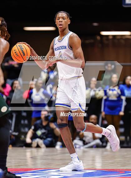 Thumbnail 1 in Grayson vs. McEachern (GHSA 7A Championship) photogallery.