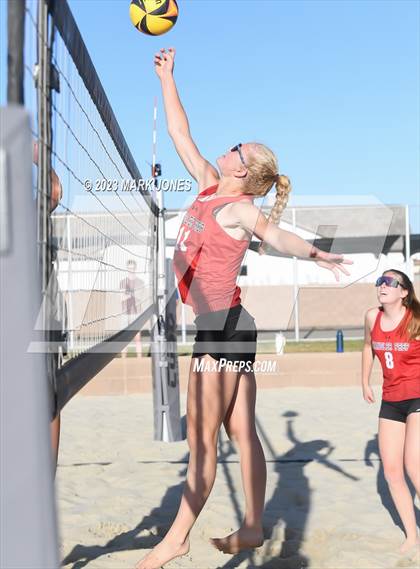 Thumbnail 1 in Salpointe Catholic vs. Chandler Prep (AIA Division II Pairs Semifinal) photogallery.