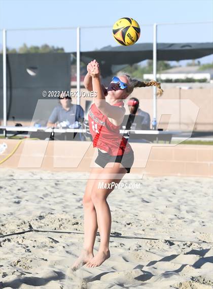 Thumbnail 1 in Salpointe Catholic vs. Chandler Prep (AIA Division II Pairs Semifinal) photogallery.