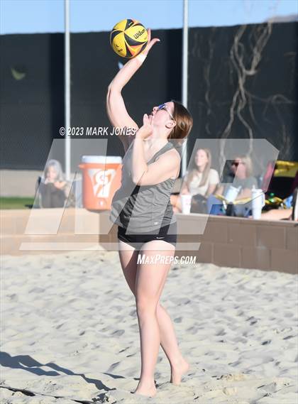 Thumbnail 1 in Salpointe Catholic vs. Chandler Prep (AIA Division II Pairs Semifinal) photogallery.