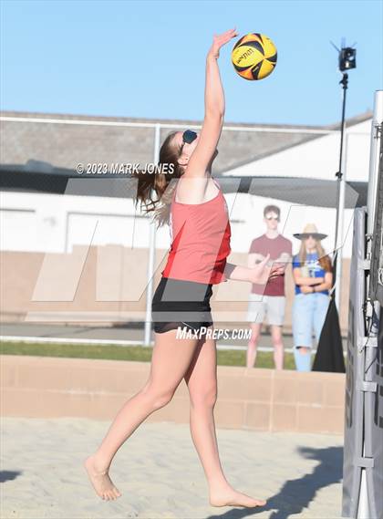 Thumbnail 2 in Salpointe Catholic vs. Chandler Prep (AIA Division II Pairs Semifinal) photogallery.