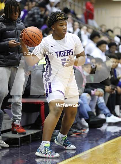 Thumbnail 1 in Pickerington North vs Pickerington Central photogallery.