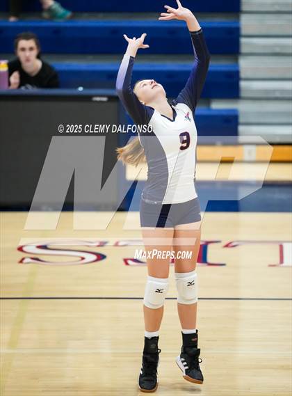 Thumbnail 1 in FR: Arvada West @ Dakota Ridge photogallery.