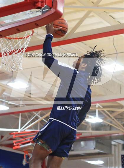Thumbnail 3 in North Brunswick @ West Carteret (NCHSAA Round 1) photogallery.