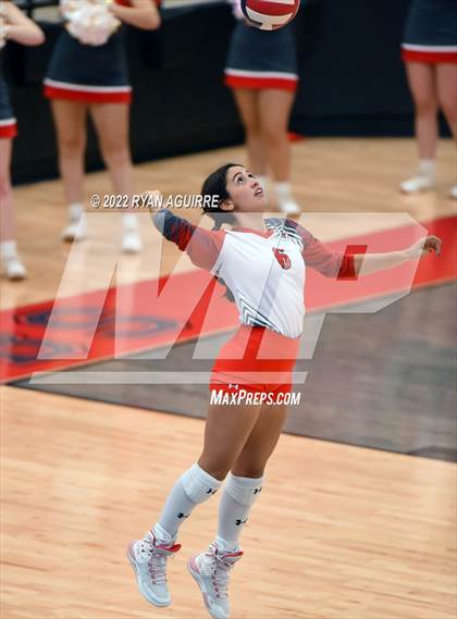 Thumbnail 2 in Shallowater vs. Denver City (UIL 3A Regions 1 & 2 Area Championship)  photogallery.