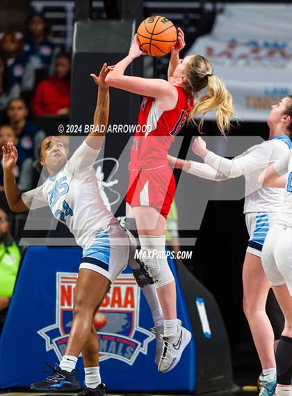 Thumbnail 2 in Lincoln Charter vs East Burke (NCHSAA 2A Regional Final) photogallery.
