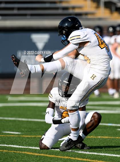 Thumbnail 2 in Lookout Valley vs Hixson (Blue Cross Blue Shield Jamboree) photogallery.
