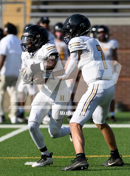 Thumbnail 1 in Lookout Valley vs Hixson (Blue Cross Blue Shield Jamboree) photogallery.