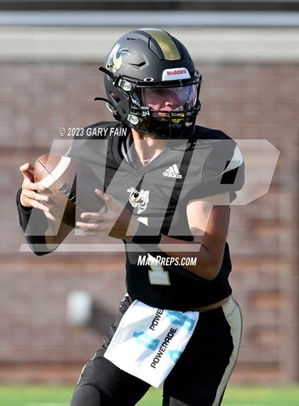 Thumbnail 1 in Lookout Valley vs Hixson (Blue Cross Blue Shield Jamboree) photogallery.