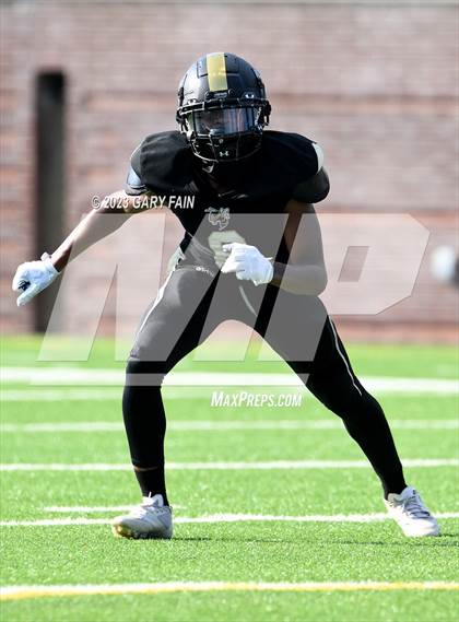 Thumbnail 2 in Lookout Valley vs Hixson (Blue Cross Blue Shield Jamboree) photogallery.