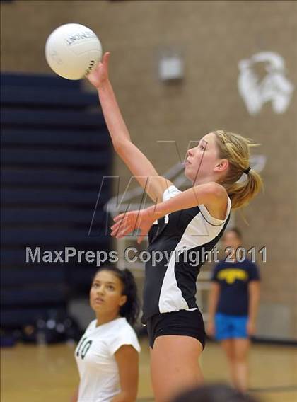 Thumbnail 2 in Colfax @ Rosemont photogallery.
