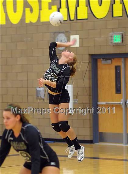 Thumbnail 2 in Colfax @ Rosemont photogallery.