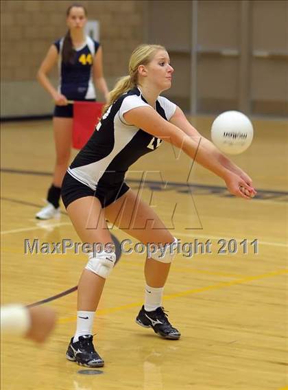 Thumbnail 3 in Colfax @ Rosemont photogallery.
