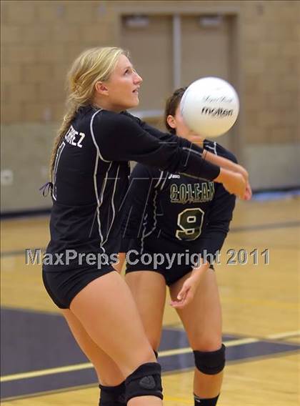 Thumbnail 1 in Colfax @ Rosemont photogallery.