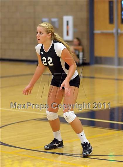 Thumbnail 1 in Colfax @ Rosemont photogallery.