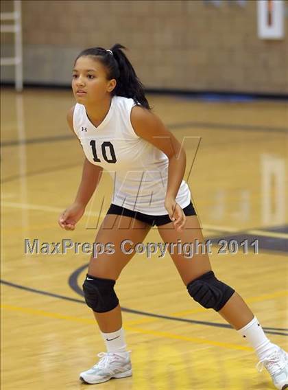 Thumbnail 2 in Colfax @ Rosemont photogallery.