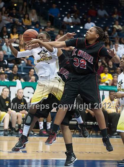 Thumbnail 3 in Mission Bay vs Mount Miguel (CIF SDS D3 Final) photogallery.