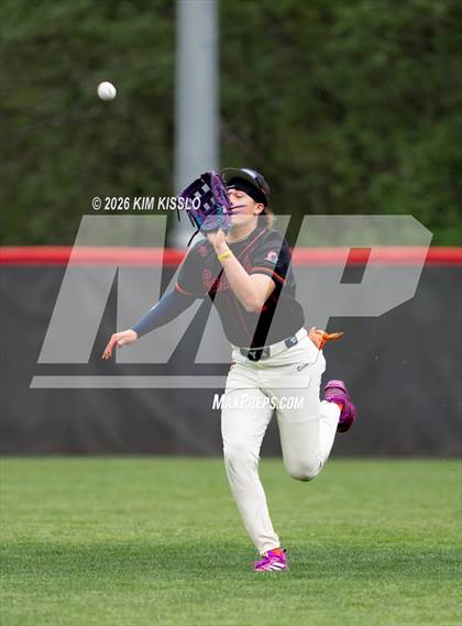 Thumbnail 1 in Eastside Catholic @ O'Dea photogallery.