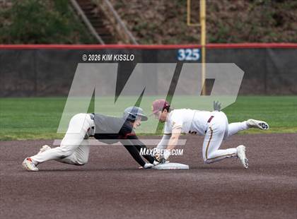 Thumbnail 3 in Eastside Catholic @ O'Dea photogallery.